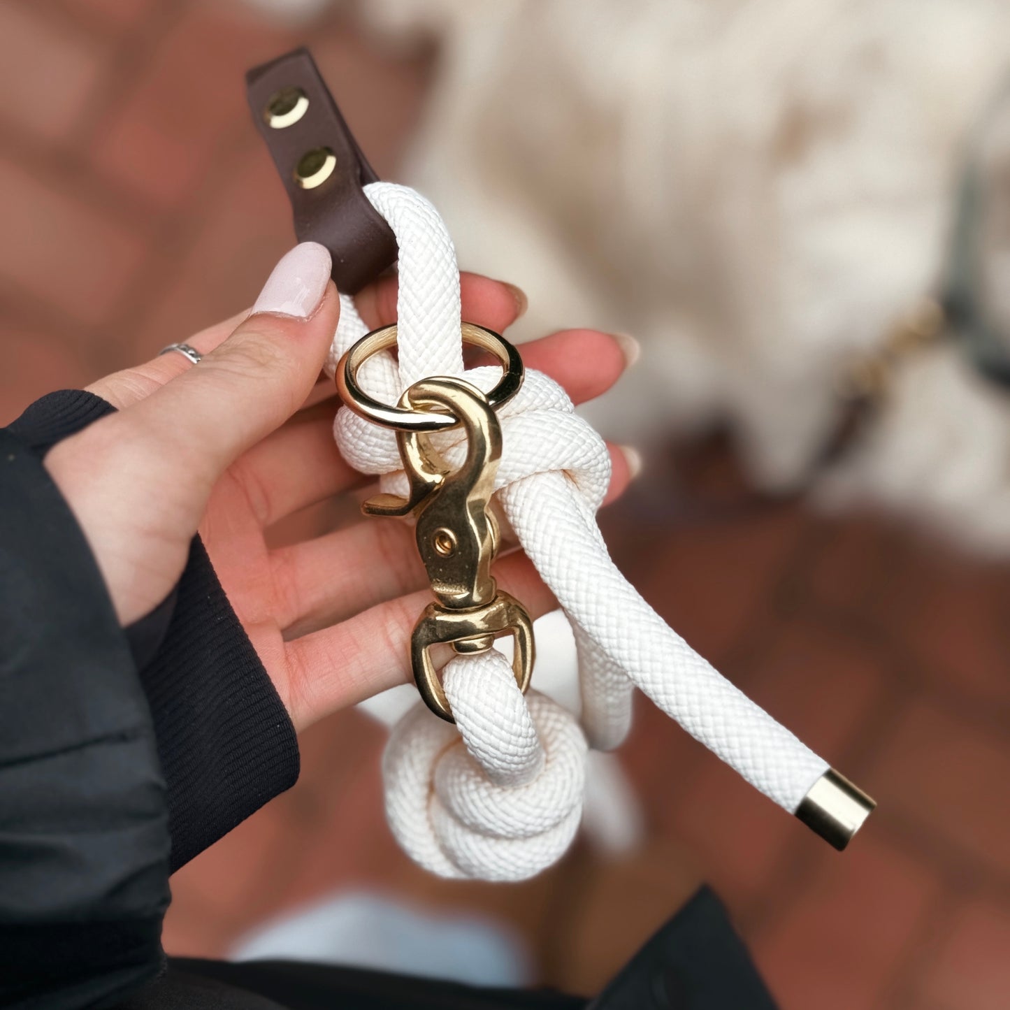 „HandsOff“ - Leine Mira Brown